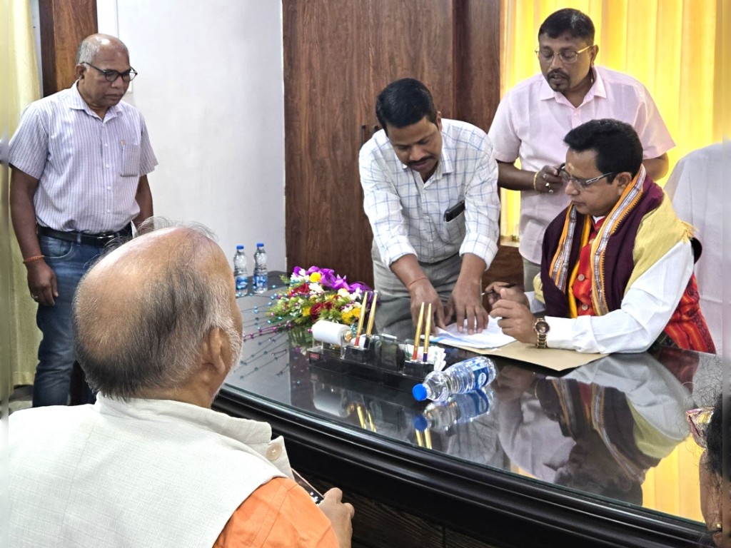 ଜିଲ୍ଲା ଯୋଜନା କମିଟି ଅଧ୍ୟକ୍ଷ ଦାୟିତ୍ୱ ଗ୍ରହଣ କଲେ ତେଲକୋଇ ବିଧାୟକ