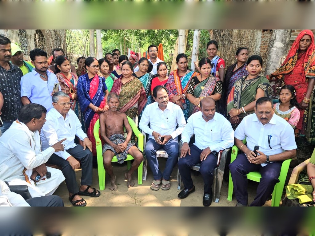 ଜିତୁ ମୁଣ୍ଡାଙ୍କୁ ଛୁଟୁଛି ସହାୟତାର ସୁଅ:ଫିଜିକ୍ସୱାଲା ପକ୍ଷରୁ ୧୦ ଲକ୍ଷ ଟଙ୍କା ଦାନ
