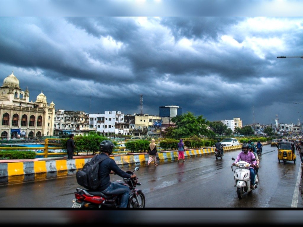କେରଳମ ଛୁଇଁଲା ମୌସୁମୀ