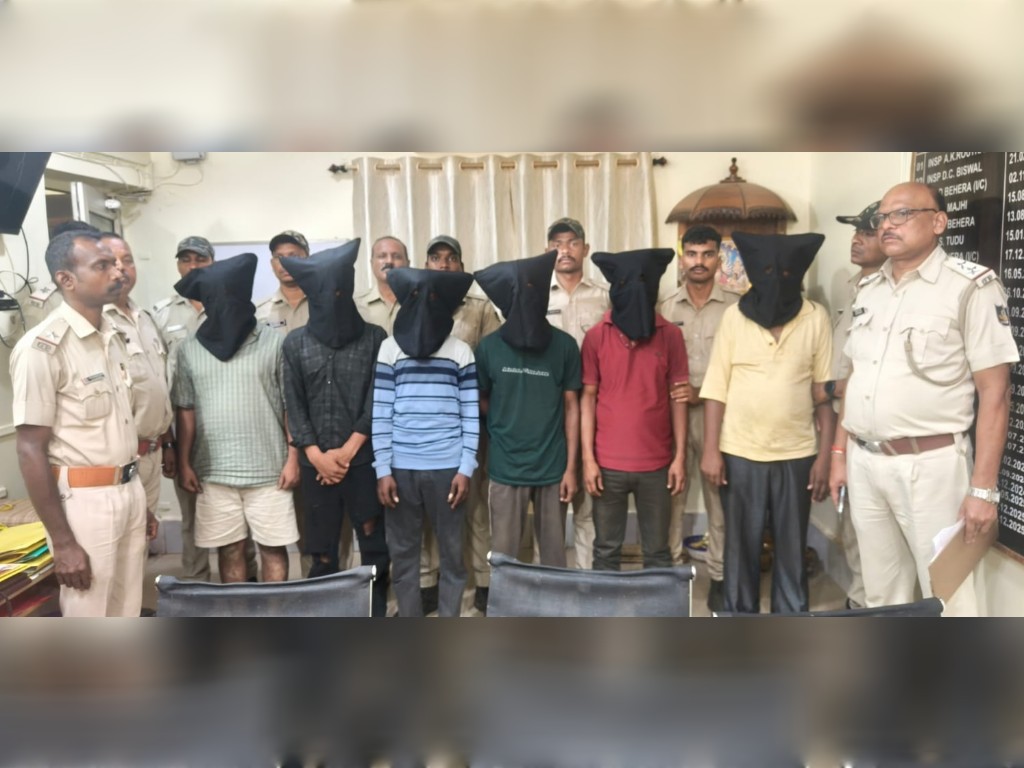 ୬ ଆନ୍ତଃରାଜ୍ୟ ଡ଼କାୟତ ଗିରଫ