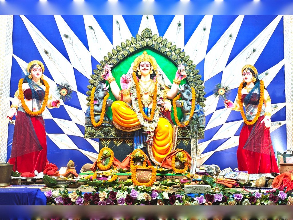 ବିଶ୍ଵକର୍ମା ପୂଜା ପାଇଁ ଚଳଚଞ୍ଚଳ କେନ୍ଦୁଝର